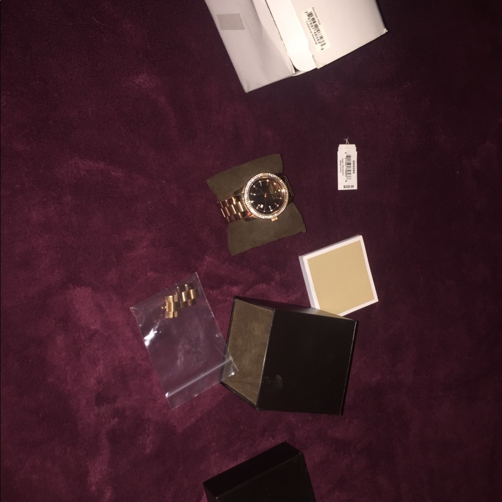 Rose gold Michael kors women’s watch